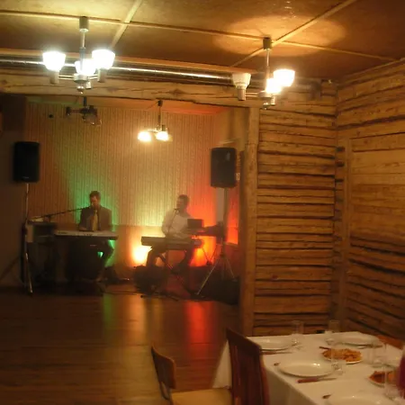 Privatunterkunft Vana Postimaja Suure-Jaani