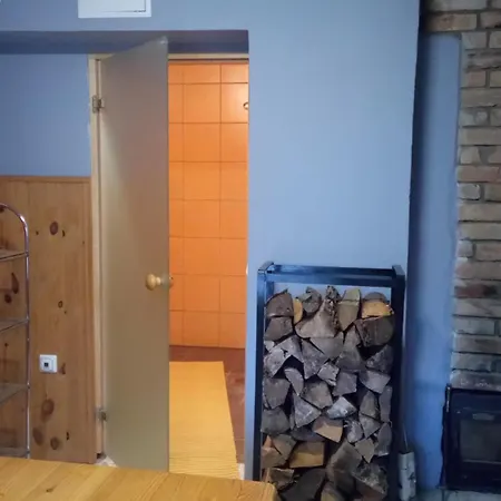 Vana Postimaja Privatunterkunft