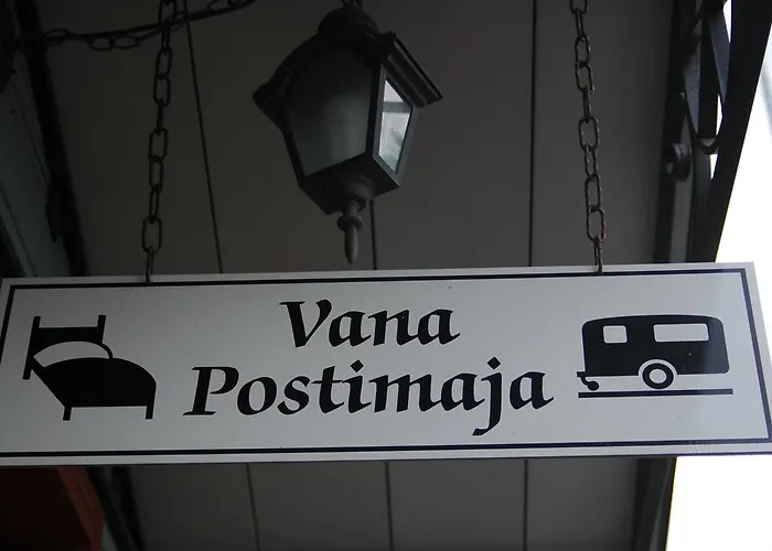 Vana Postimaja منزل للإقامة *