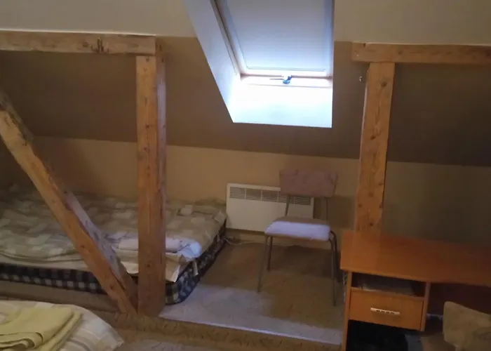 Vana Postimaja Quarto em Acomodações Particulares *